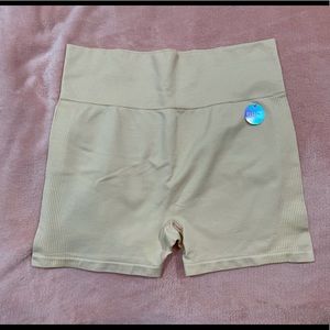 VS PINK 3” Bike Shorts